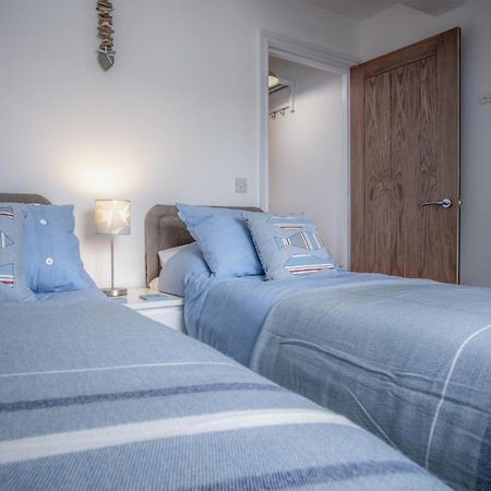 Ramsey Apartment - 2 Bedroom Apartment - Tenby Eksteriør bilde