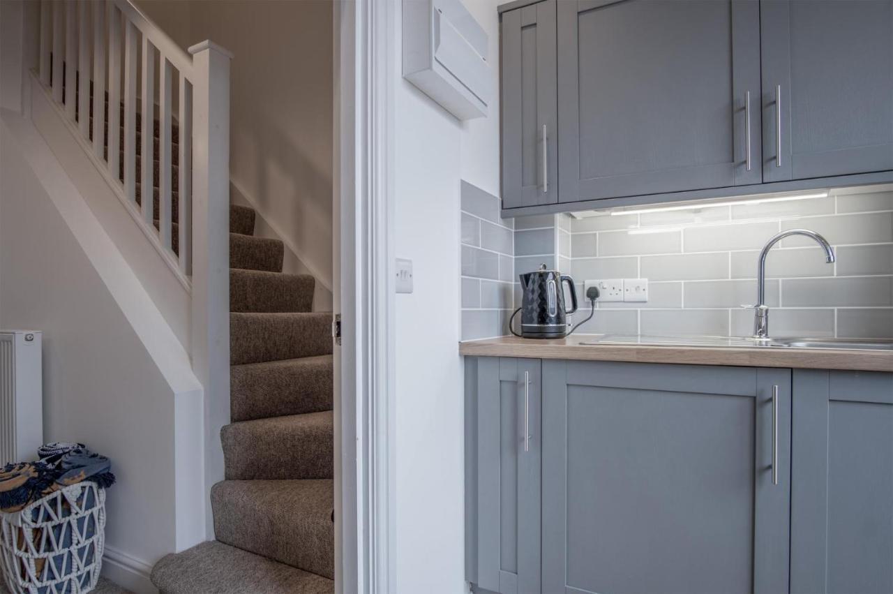 Ramsey Apartment - 2 Bedroom Apartment - Tenby Eksteriør bilde