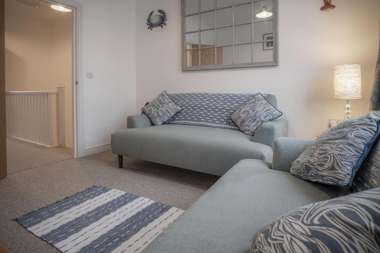 Ramsey Apartment - 2 Bedroom Apartment - Tenby Eksteriør bilde