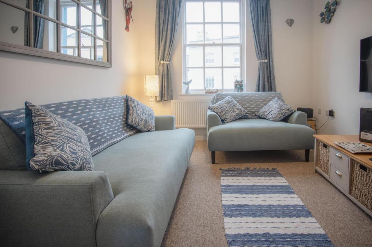 Ramsey Apartment - 2 Bedroom Apartment - Tenby Eksteriør bilde